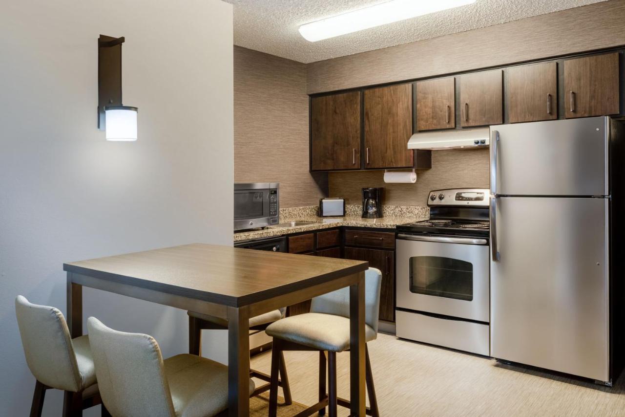 By Marriott Boulder Broomfield