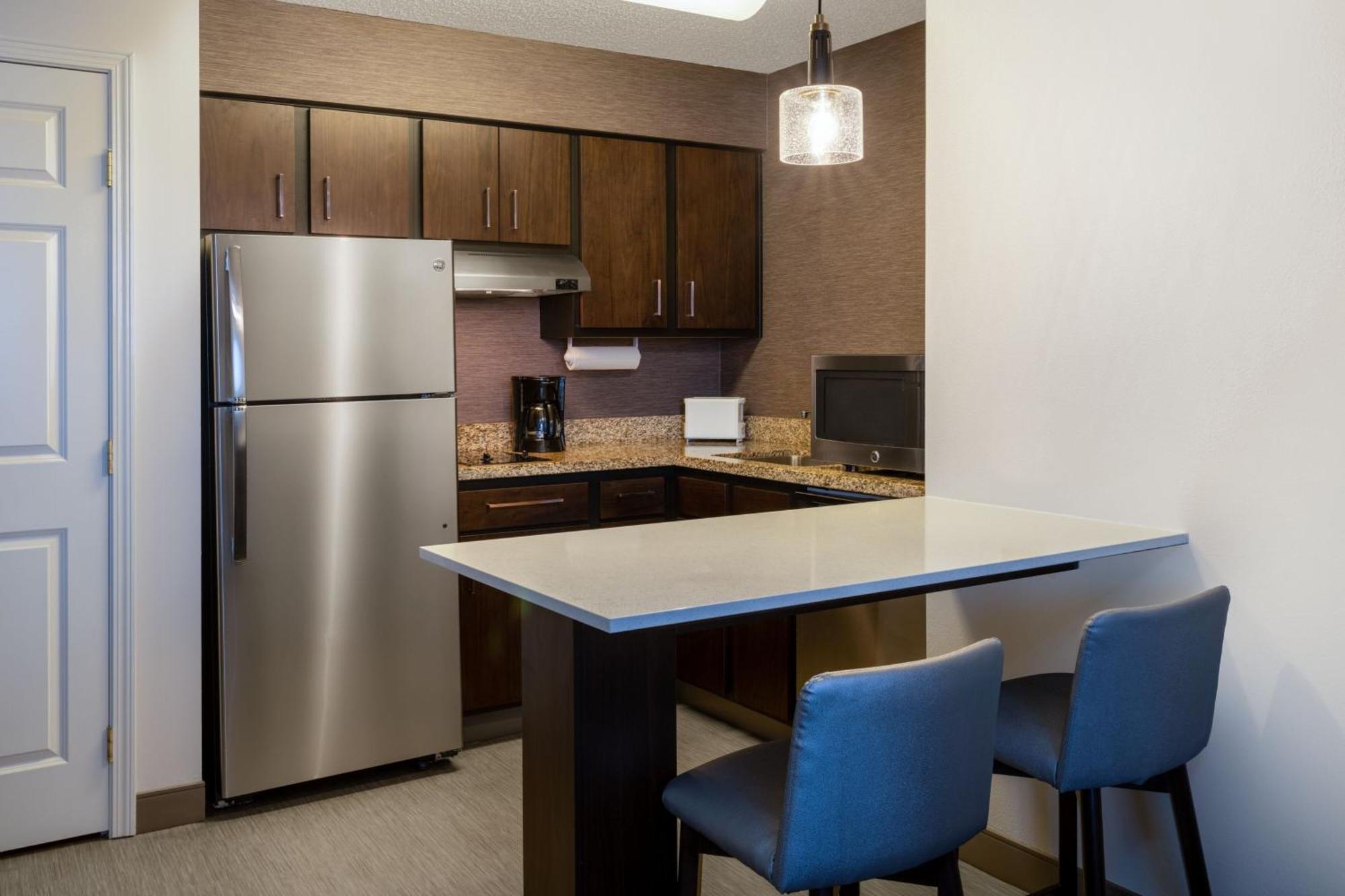By Marriott Boulder Broomfield Hotel